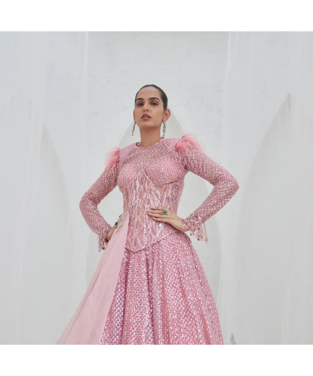 MAHIMA MAHAJAN- Zaama