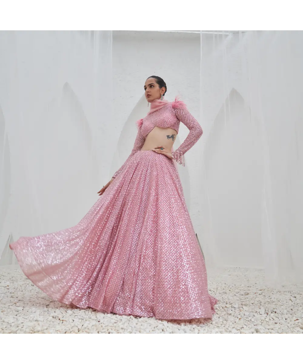 MAHIMA MAHAJAN- Pari