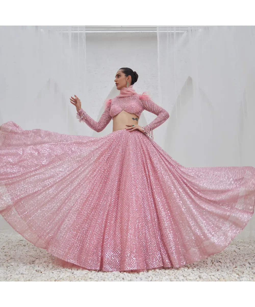 MAHIMA MAHAJAN- Pari