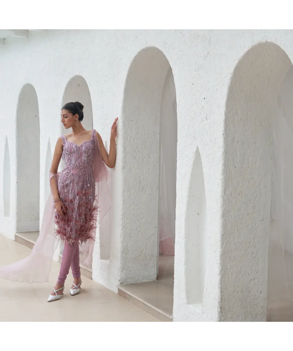 MAHIMA MAHAJAN- Raina