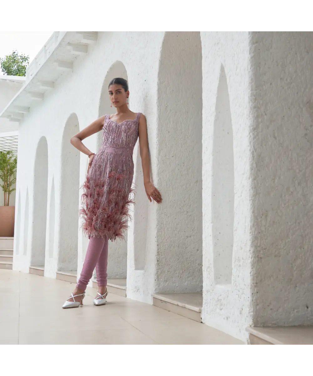 MAHIMA MAHAJAN- Raina