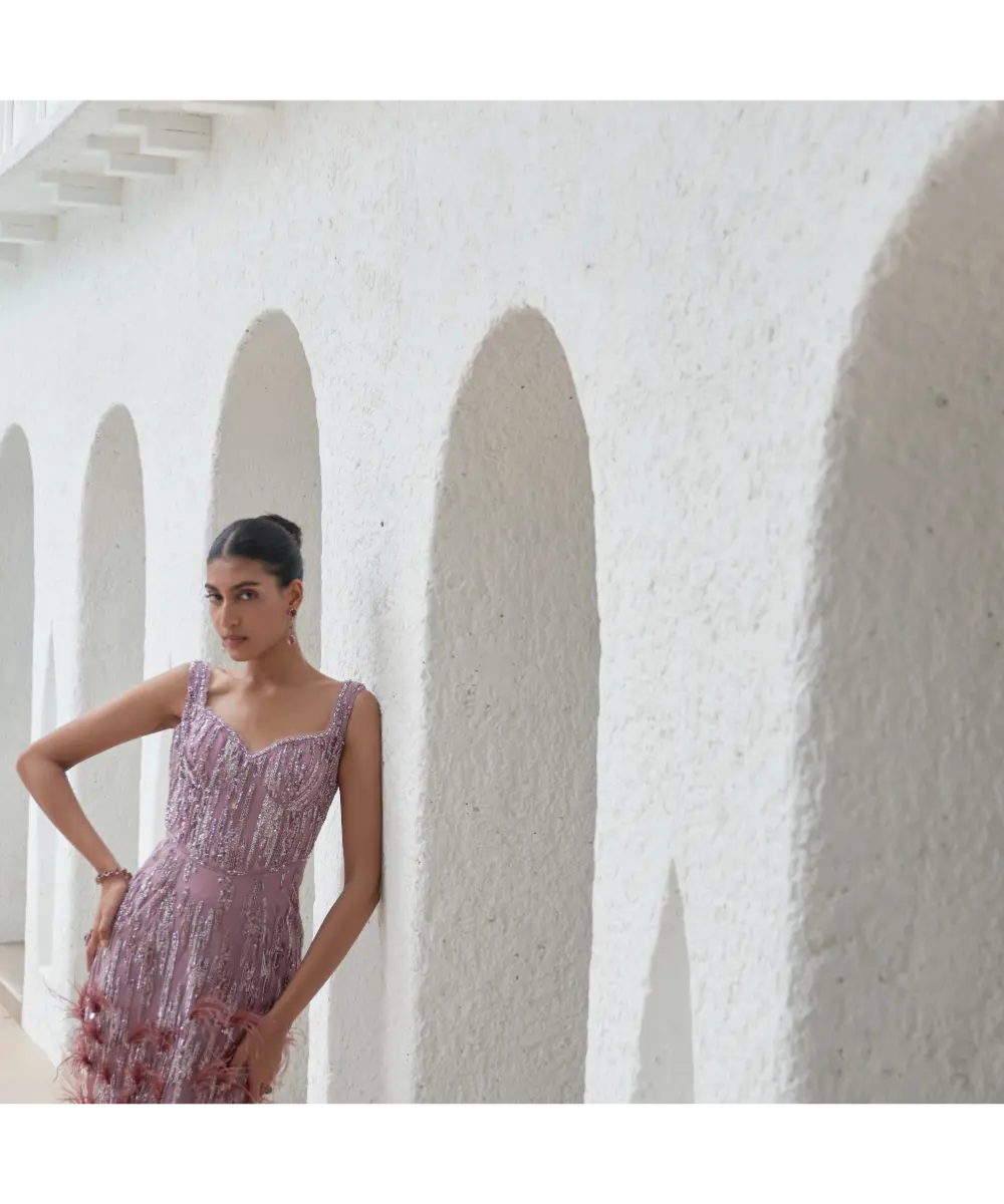 MAHIMA MAHAJAN- Raina