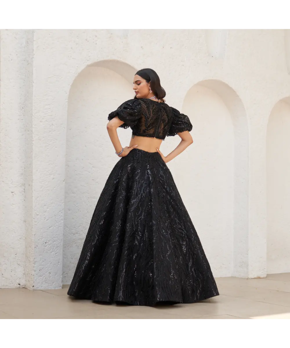 MAHIMA MAHAJAN- Aafa