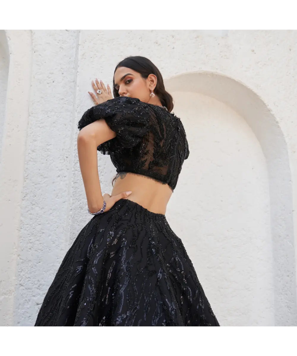 MAHIMA MAHAJAN- Aafa