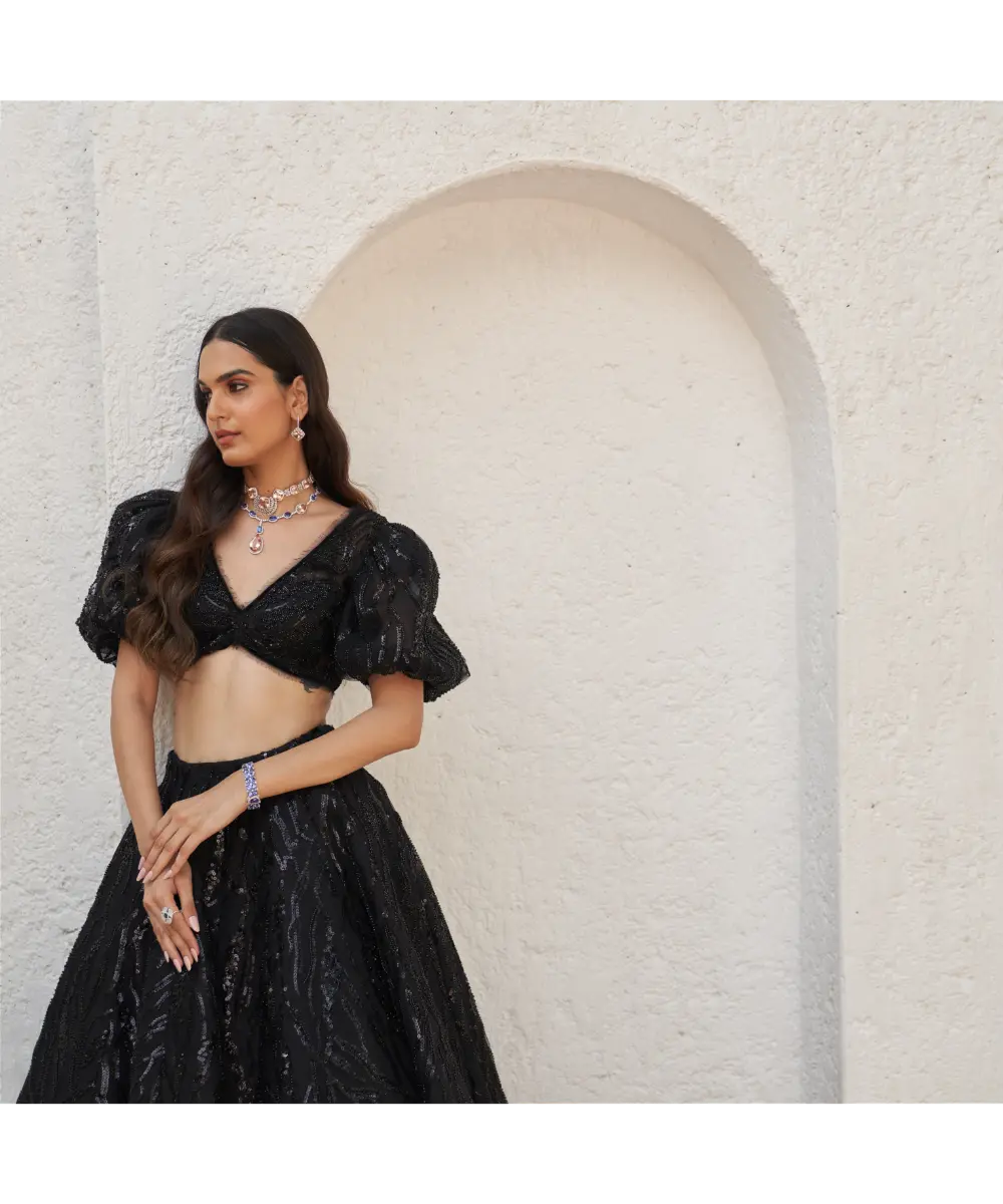 MAHIMA MAHAJAN- Aafa