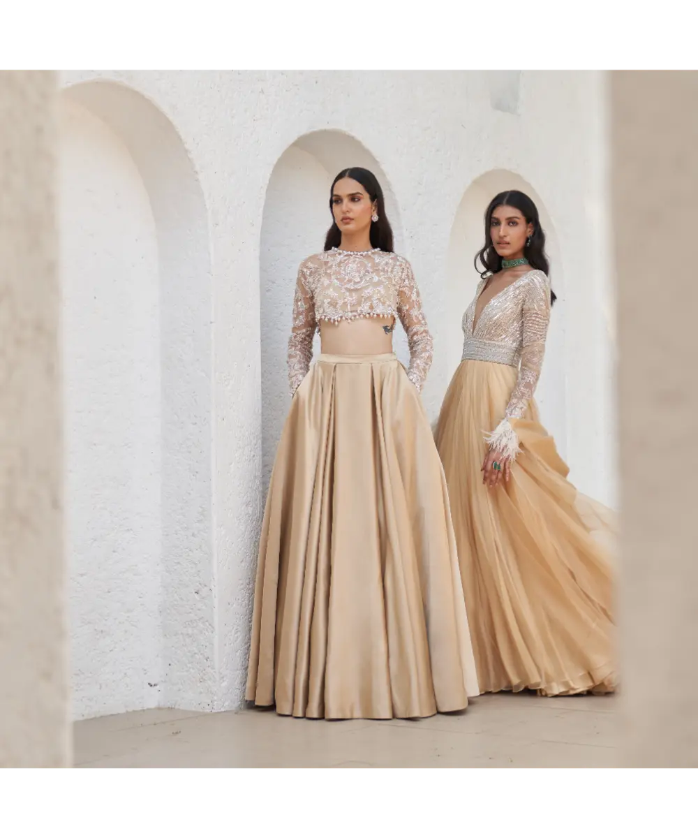 MAHIMA MAHAJAN- Kajra