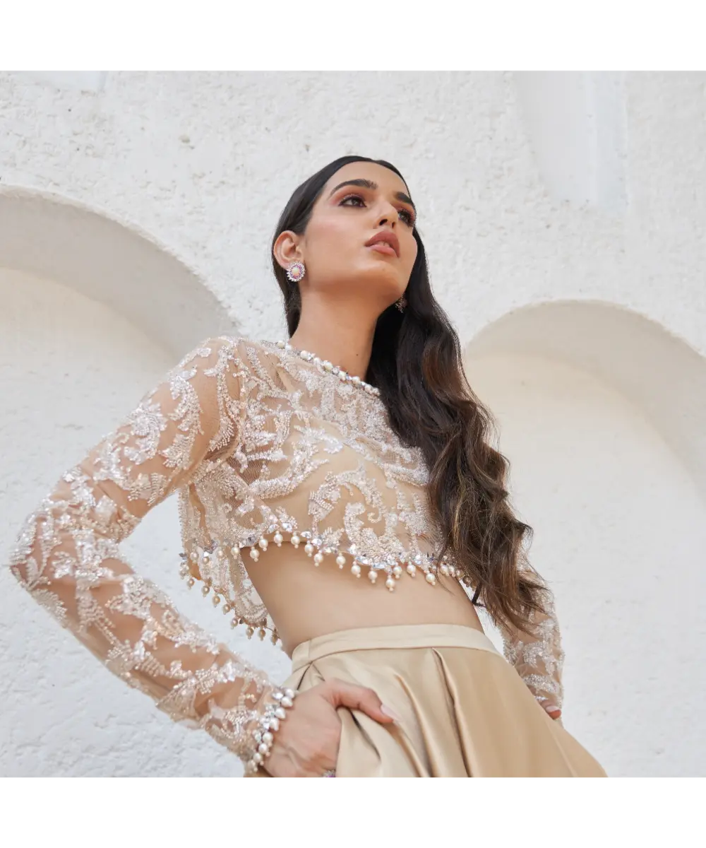 MAHIMA MAHAJAN- Kajra