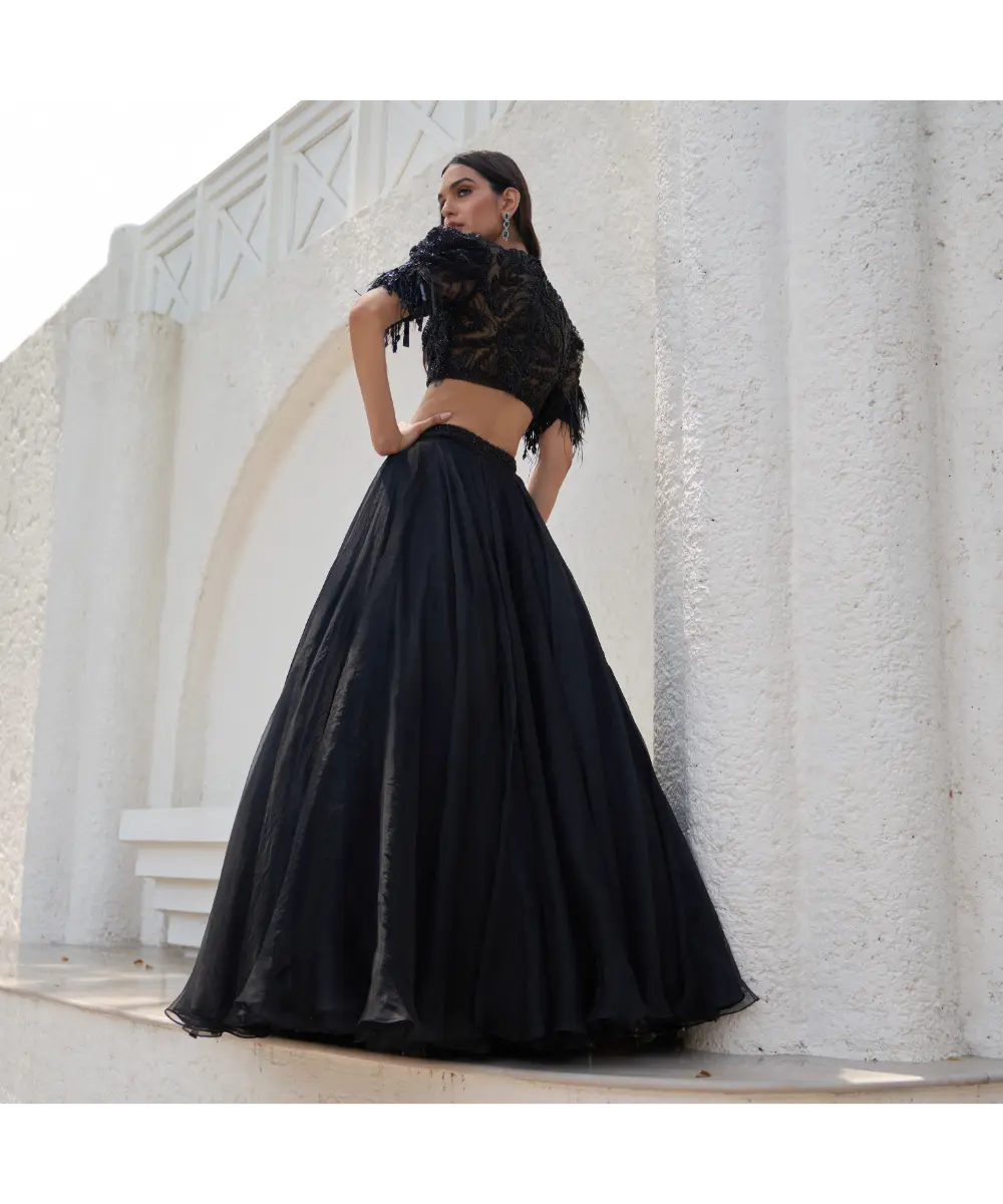 MAHIMA MAHAJAN- Aila