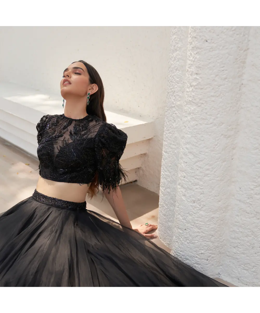 MAHIMA MAHAJAN- Aila