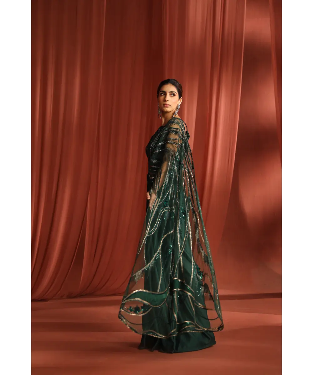 ADAARA COUTURE - Green Binding Saree