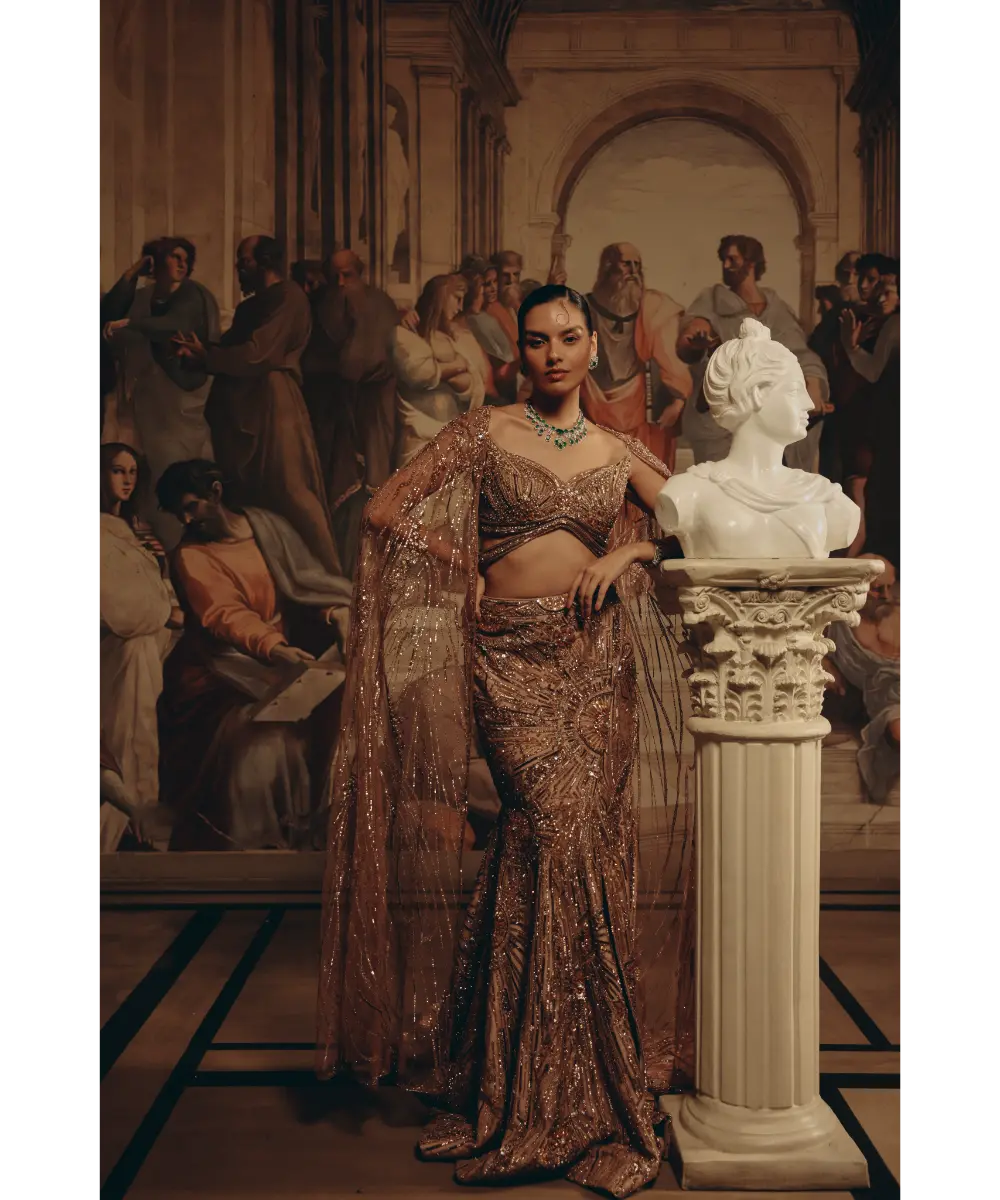 ADAARA COUTURE - Golden radiance ensemble