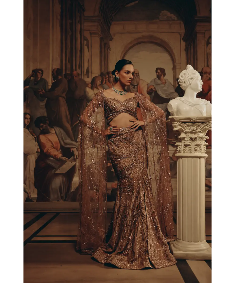 ADAARA COUTURE - Golden radiance ensemble