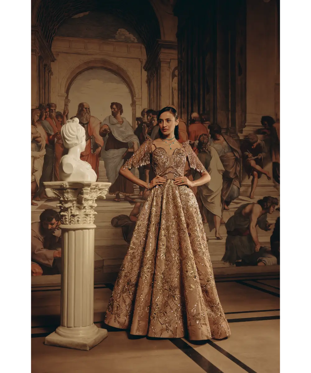Regal Renaissance Gown – Nikaza Asian Couture