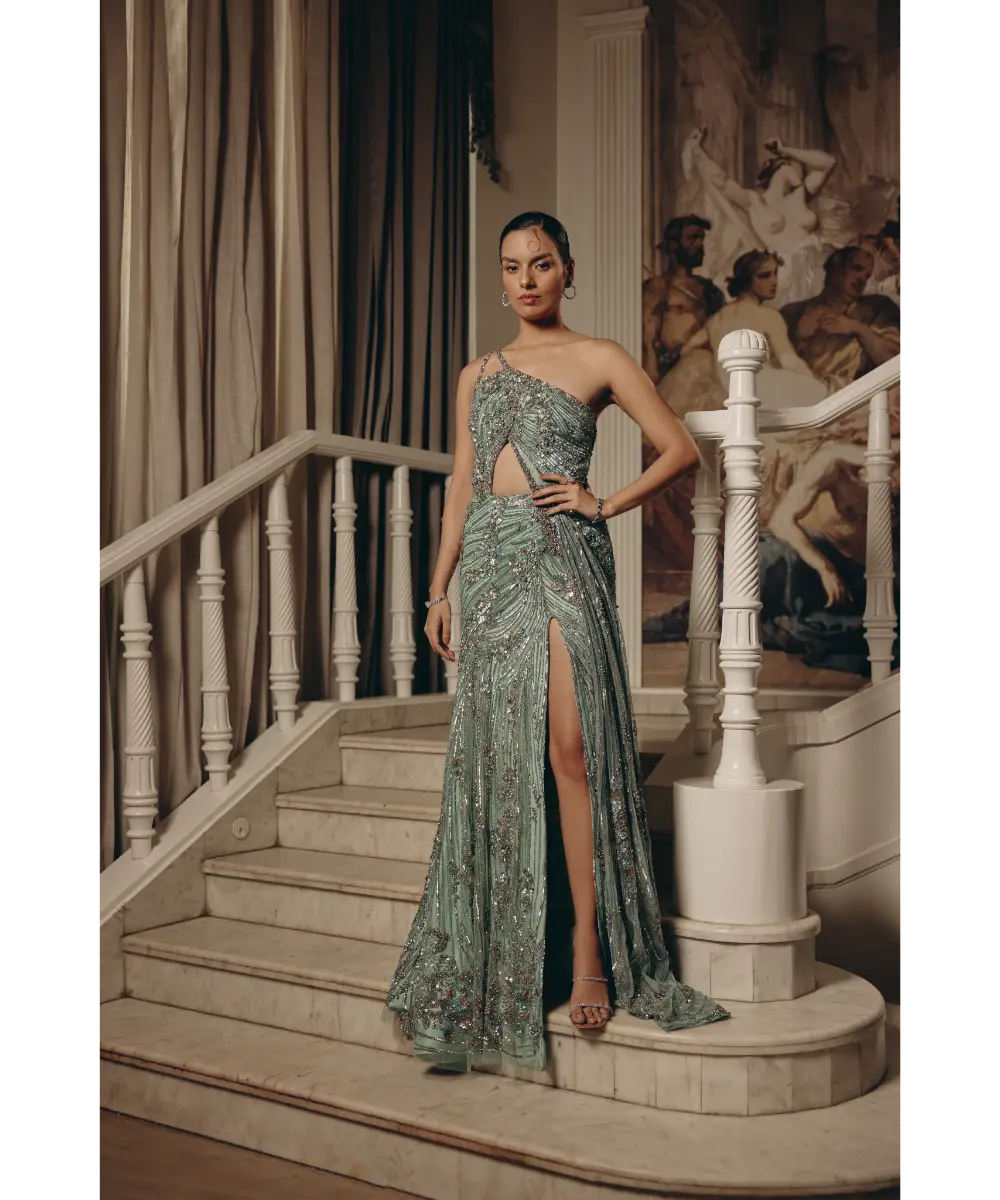 ADAARA COUTURE - Serpentine Elegance Gown