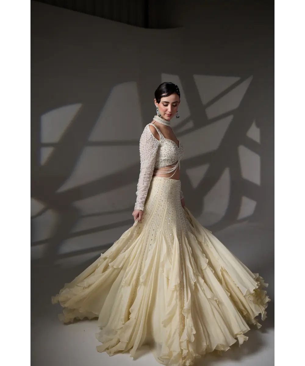 Beatrice Lahenga set