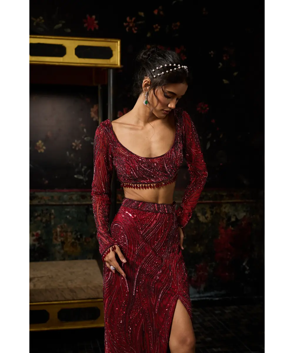 MAROON EMBELLISHED TRAIL SLIT SKIRT SET