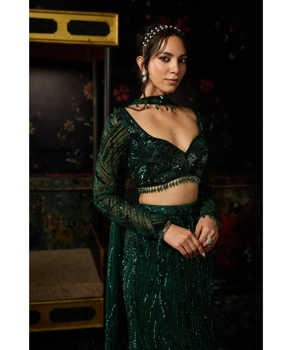 DIYARAJVVIR - EMERALD GREEN EMBELLISHED  MERMAID SKIRT SET