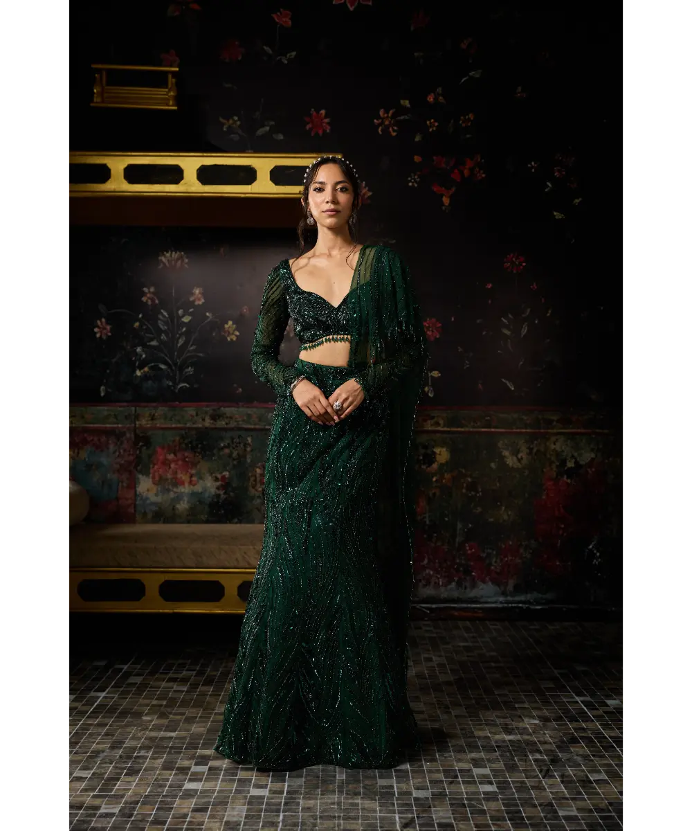 DIYARAJVVIR - EMERALD GREEN EMBELLISHED  MERMAID SKIRT SET