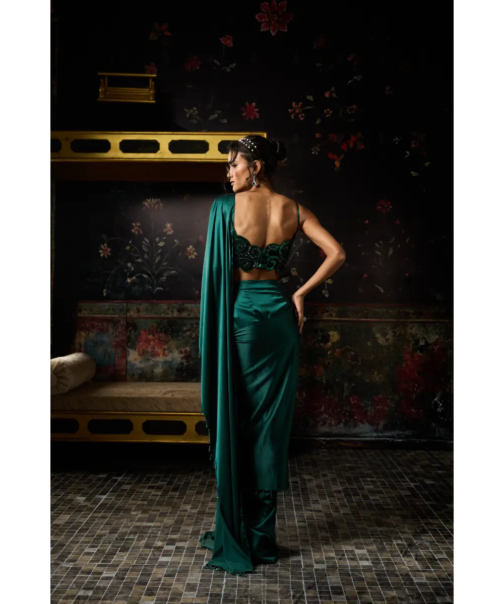 EMERALD GREEN EMBELLISHED DHOTI SKIRT SAREE SET