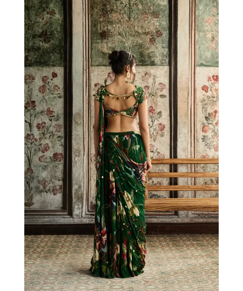 DIYARAJVVIR - Green Floral Print and Highlighted Skirt Saree Set