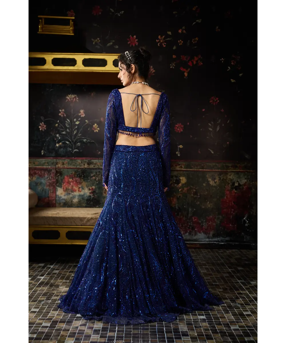 DIYARAJVVIR - ELECTRIC BLUE EMBELLISHED MERMAID SKIRT SET