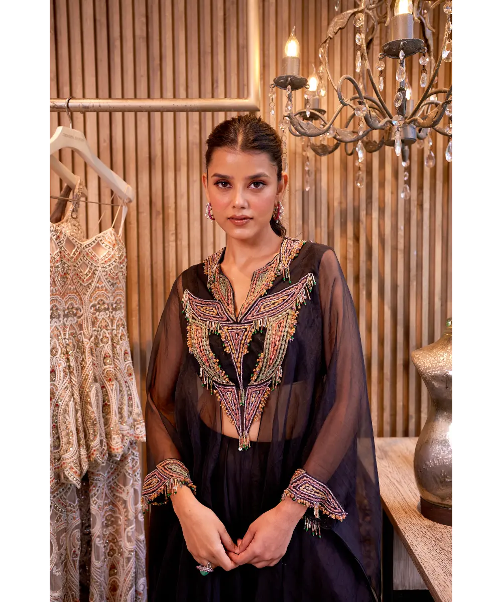 RIDHIMA BASIM - Mahveen kurta Set