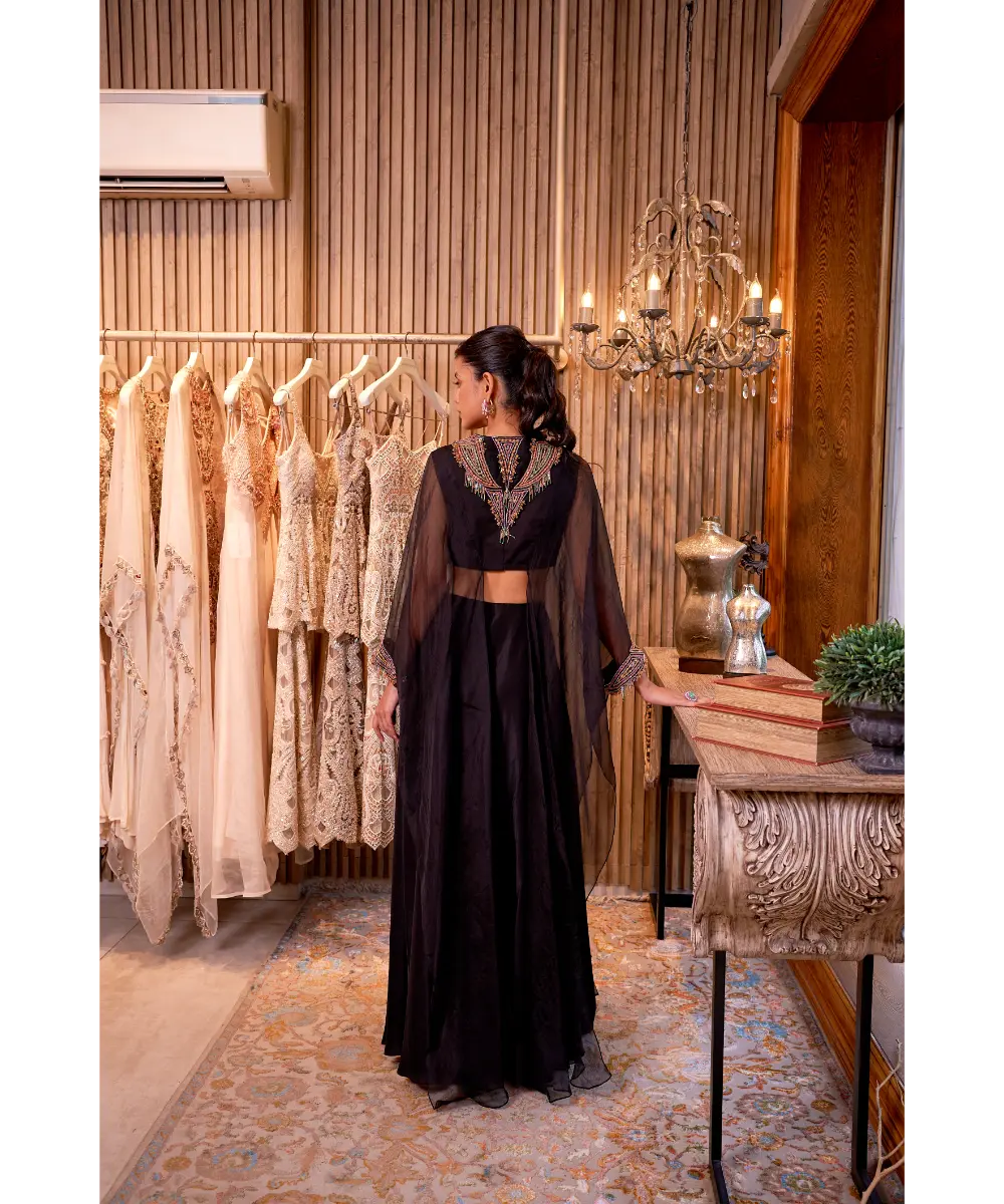 RIDHIMA BASIM - Mahveen kurta Set