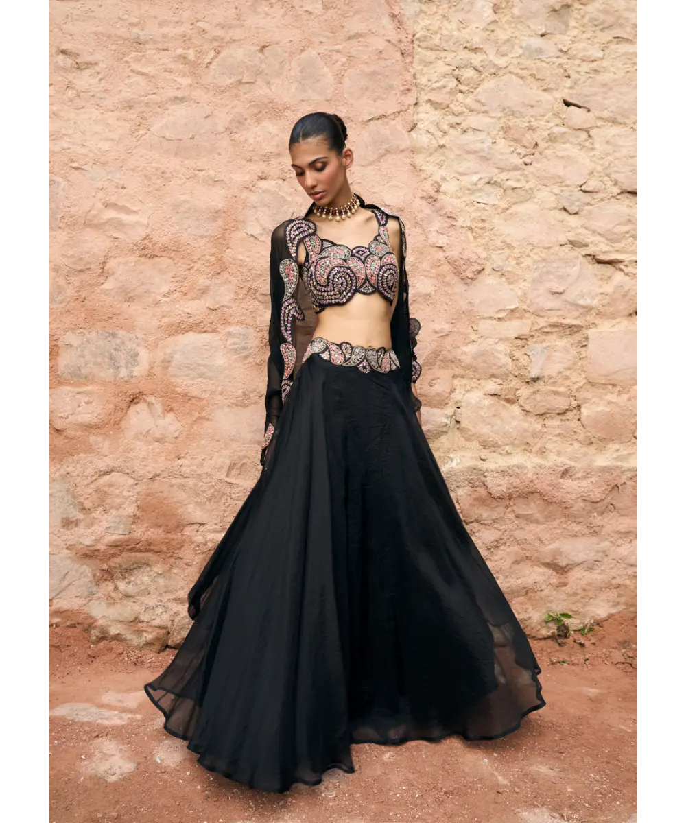 RIDHIMA BASIM - Siyah lehenga set