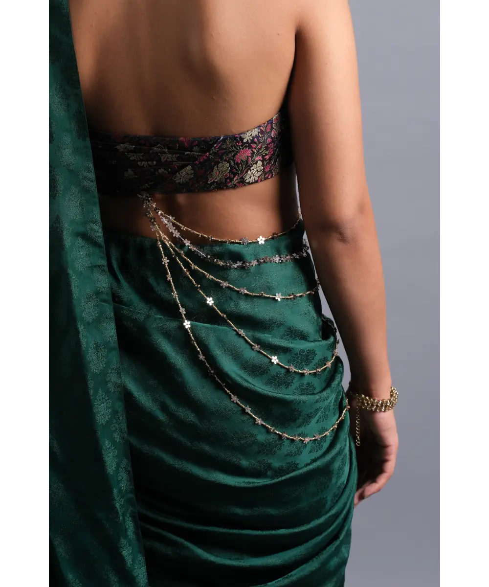 Aastha Sood - Emerald green Slit Jacquard silk draped Saree