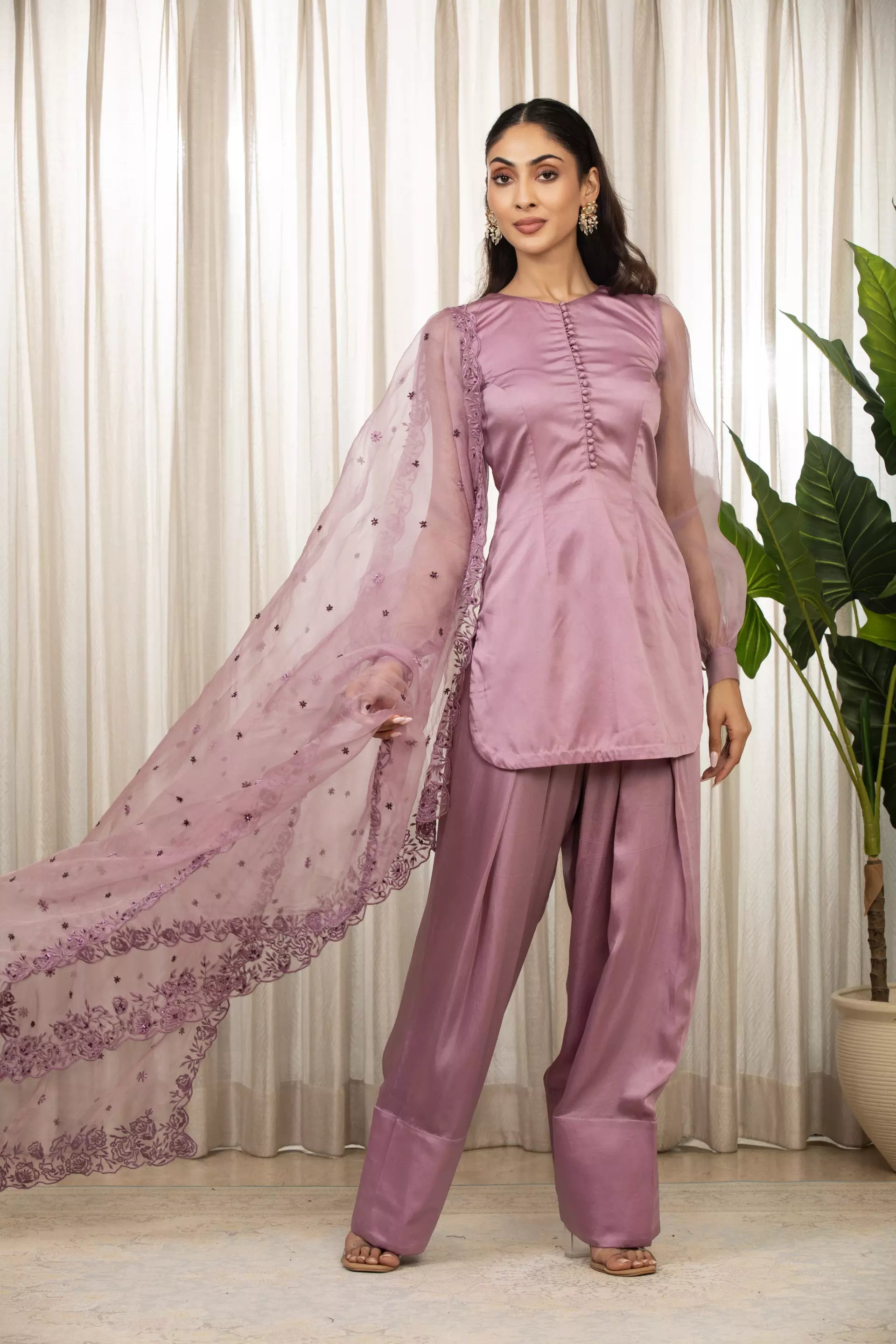 ESHA KOUL - Lavender Kurta Set
