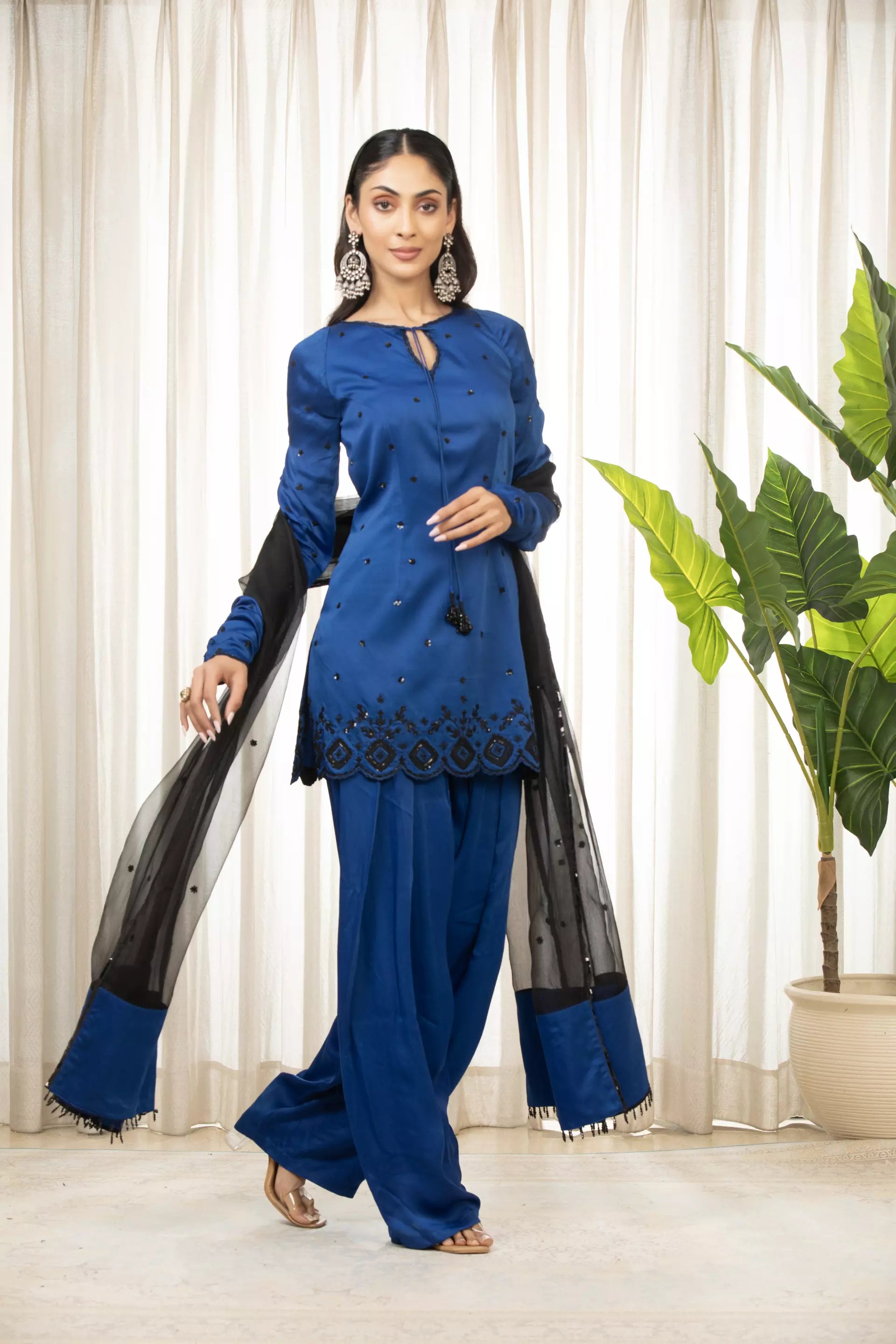 ESHA KOUL - Parisa Kurta Set