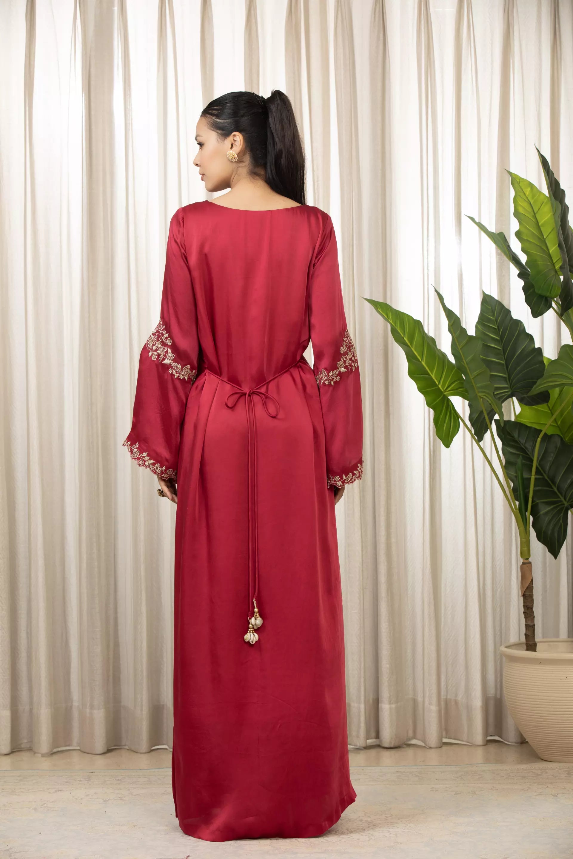 ESHA KOUL - Riddhi Kaftan Set