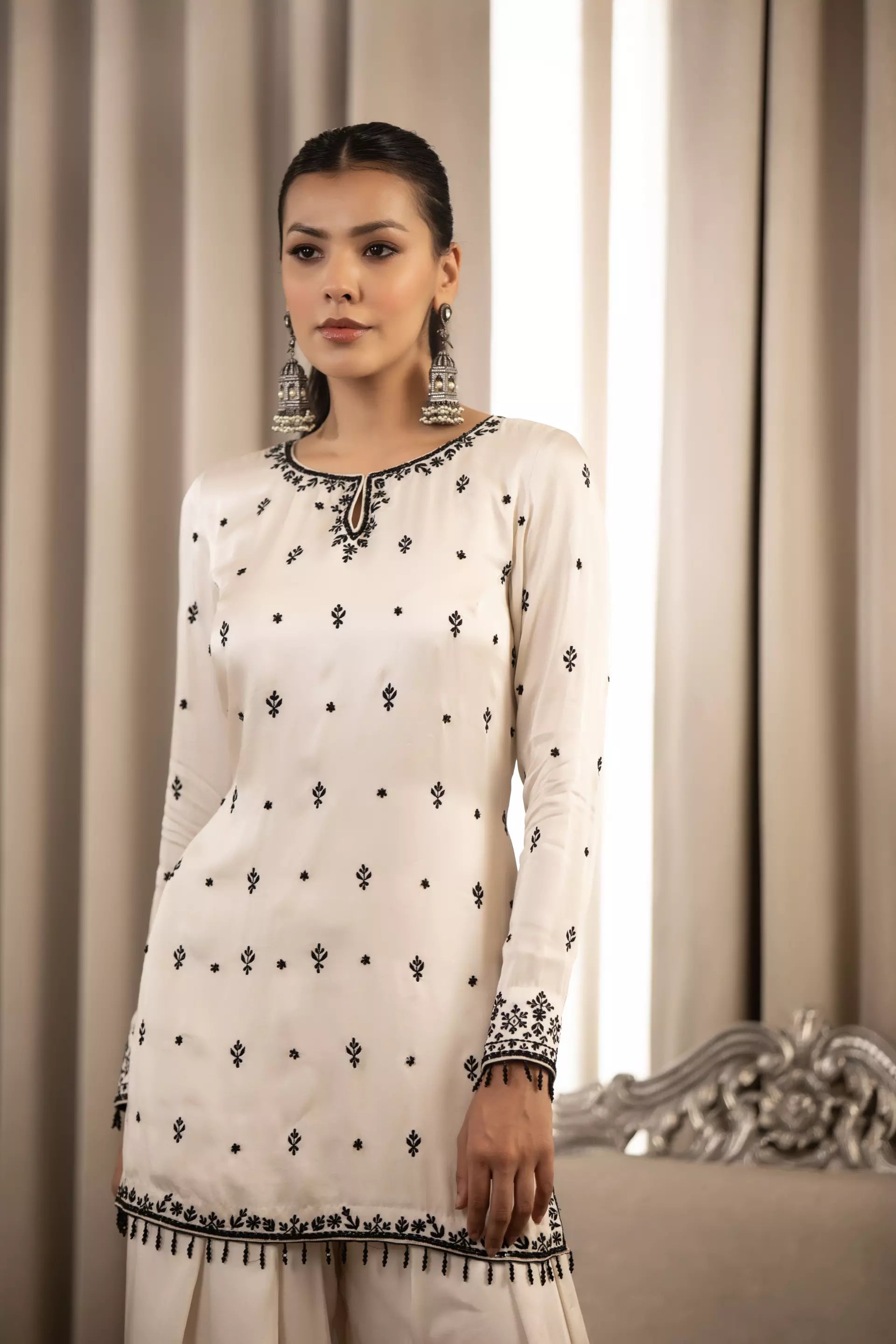 ESHA KOUL - Black On White Kurta Set