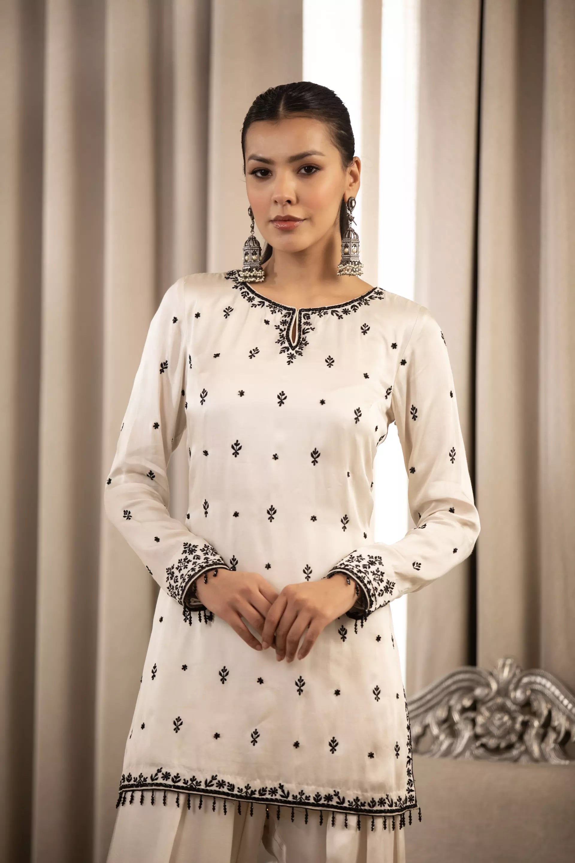 ESHA KOUL - Black On White Kurta Set