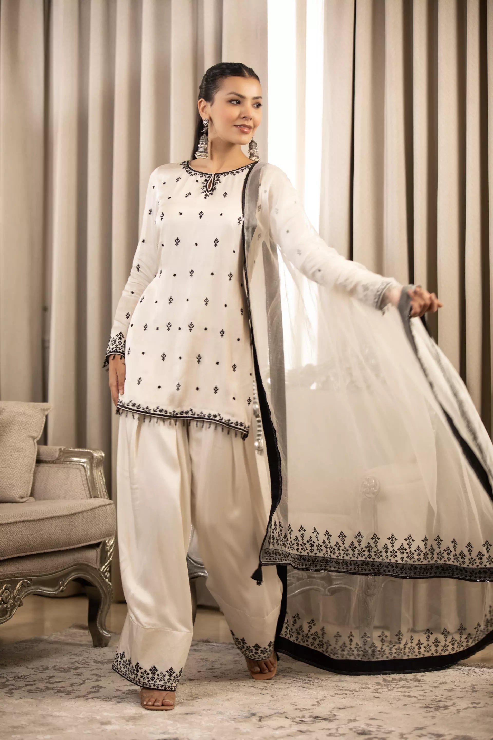 ESHA KOUL - Black On White Kurta Set
