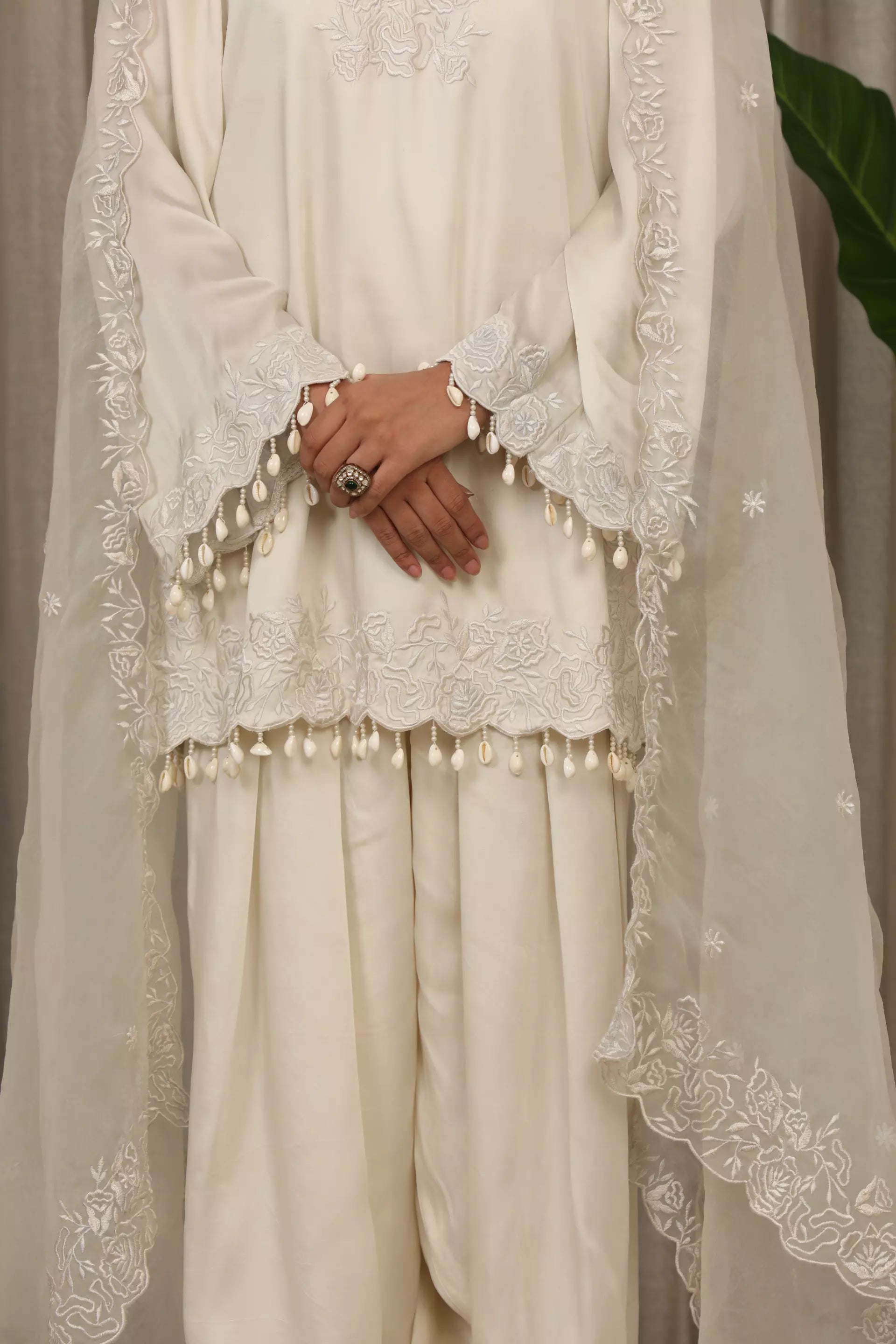 ESHA KOUL - White Richa Set