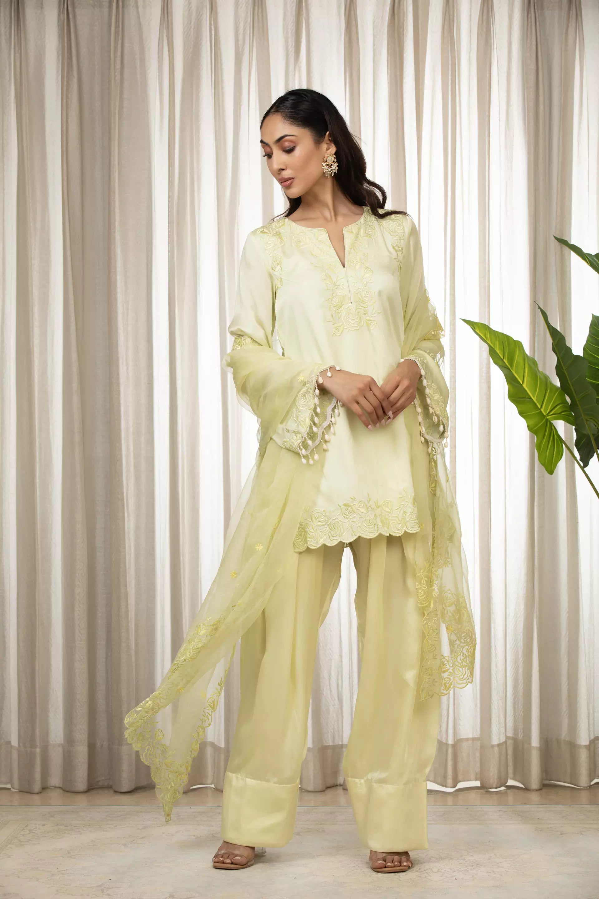 ESHA KOUL - Butter Yellow Richa Set