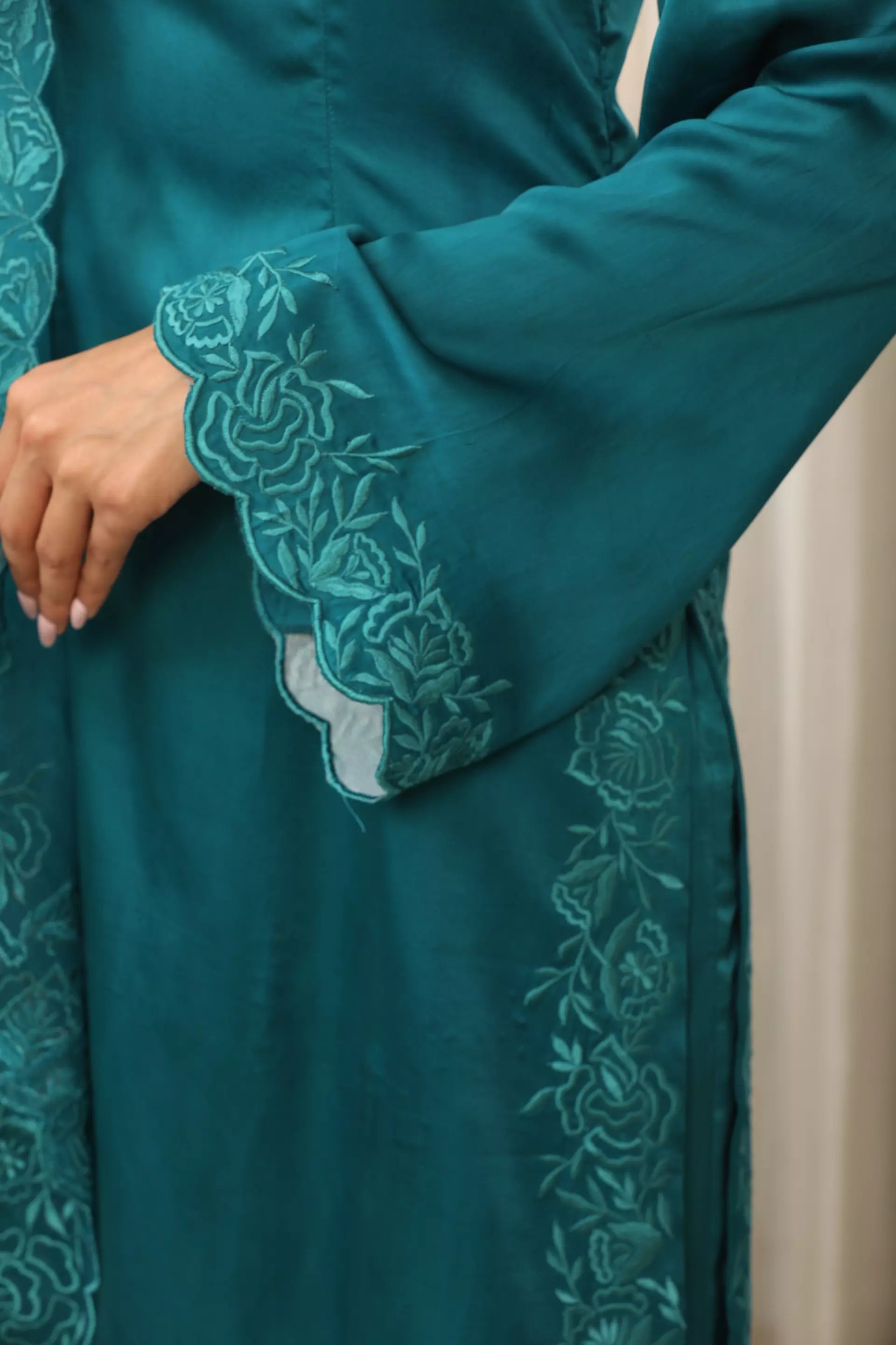 ESHA KOUL - Teal Richa Long Set