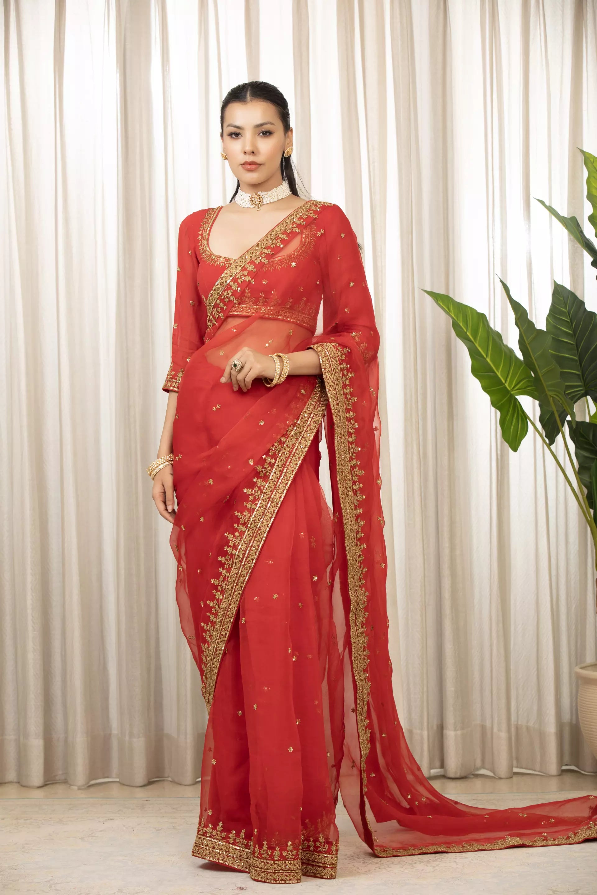 ESHA KOUL - Laal Andaaz Saree Set