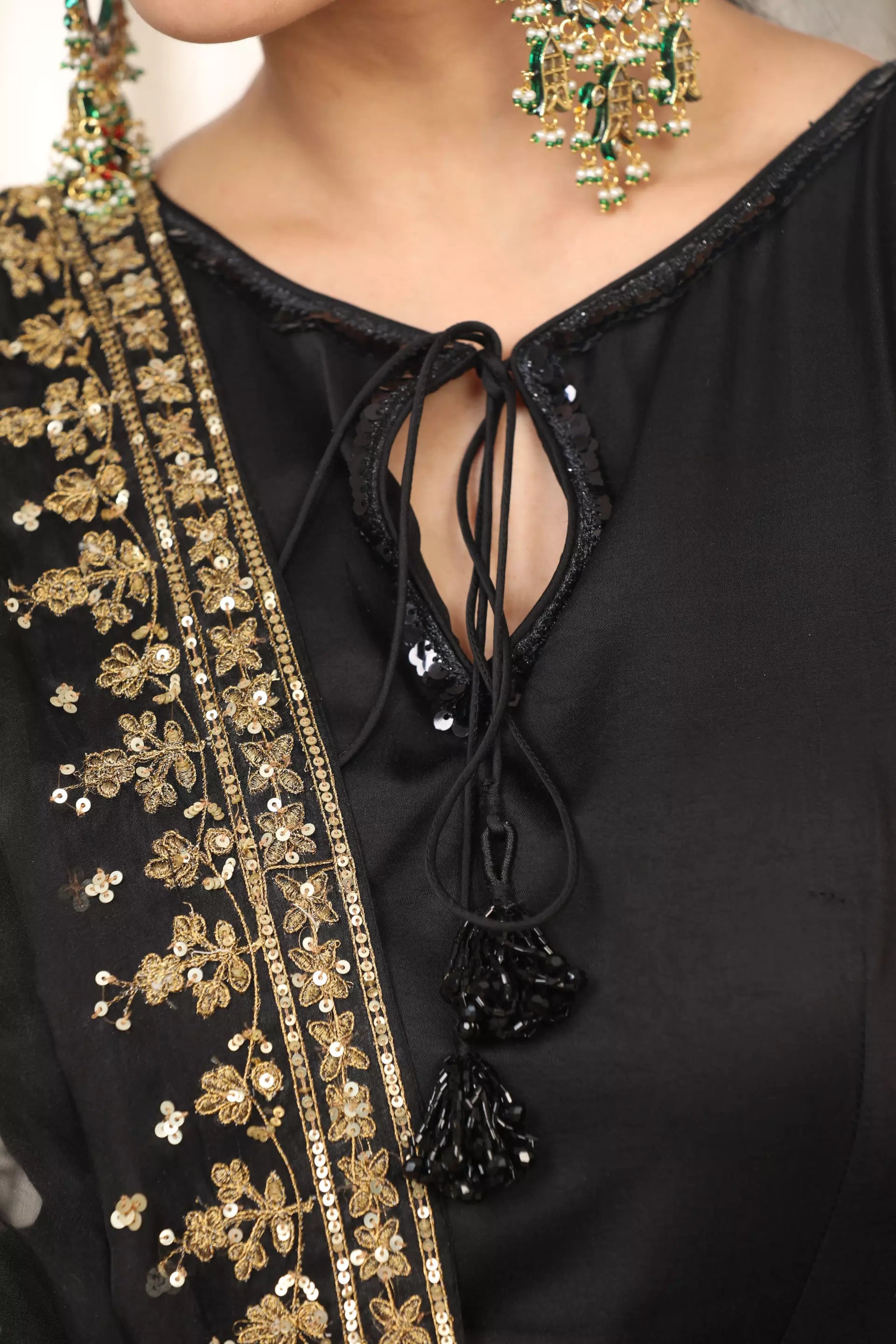 ESHA KOUL - Siyah Embroidered Salwaar Set