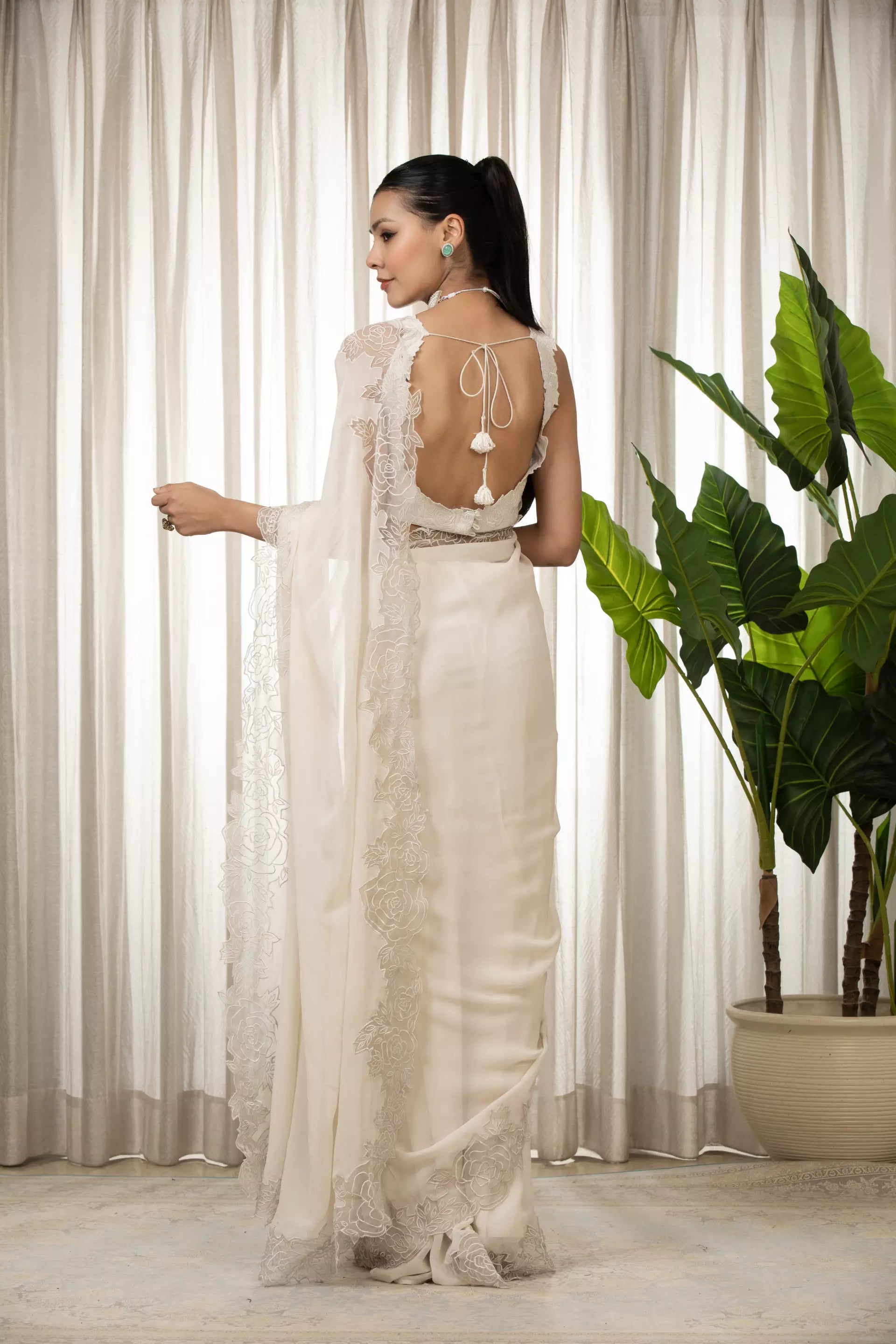 ESHA KOUL - White Nikaza Saree Set