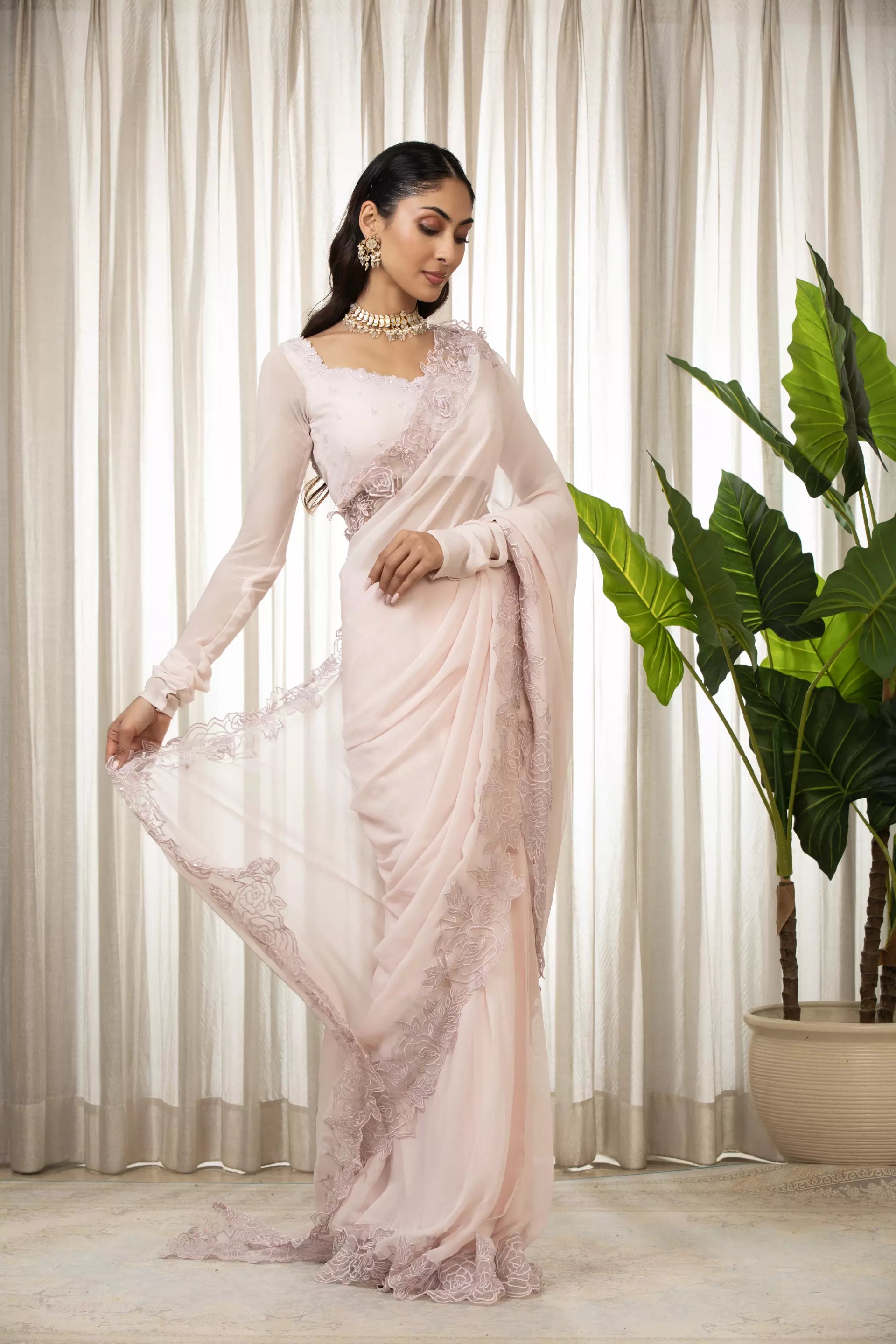 ESHA KOUL - Pink Nikaza Saree Set