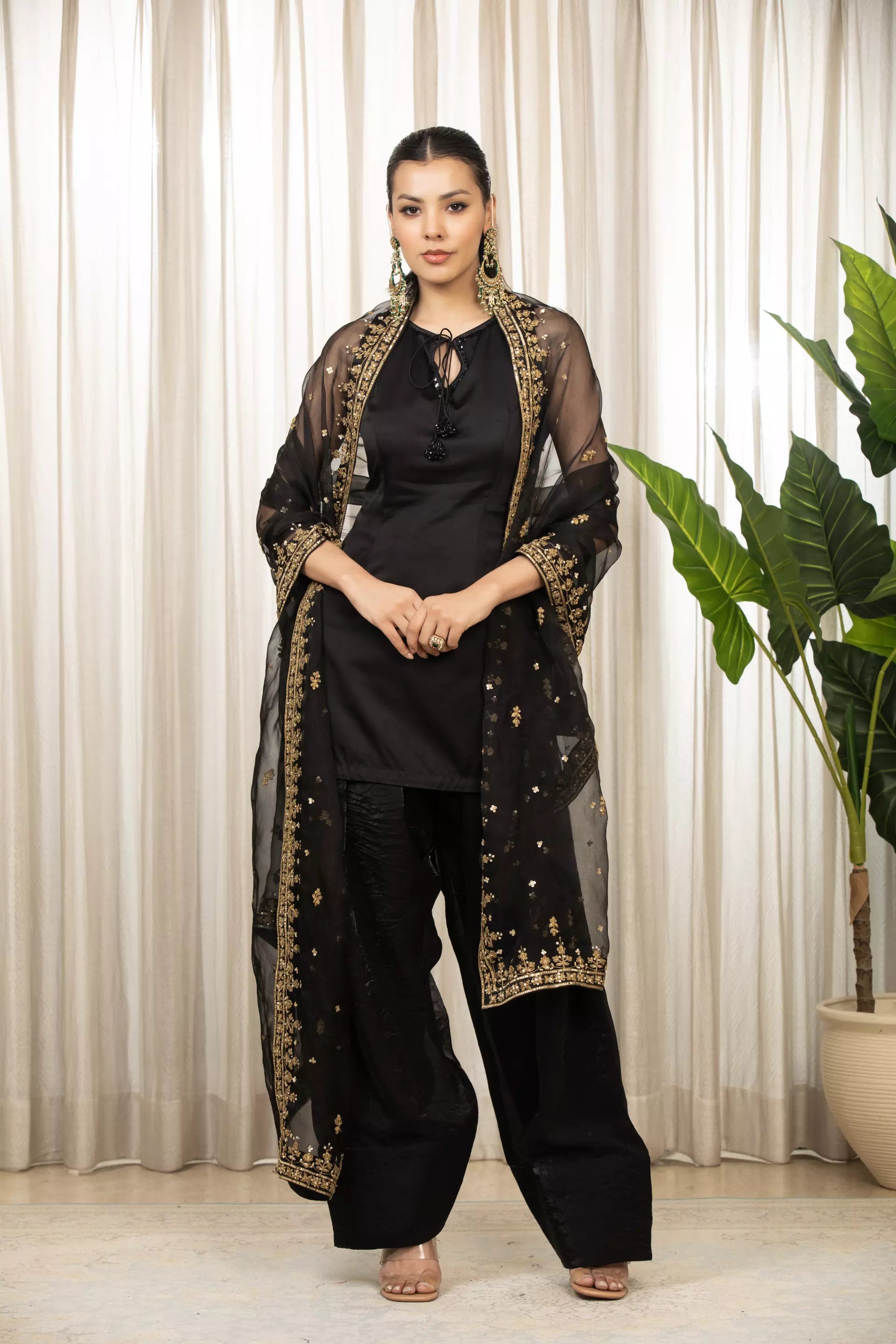 ESHA KOUL - Siyah Salwaar Set