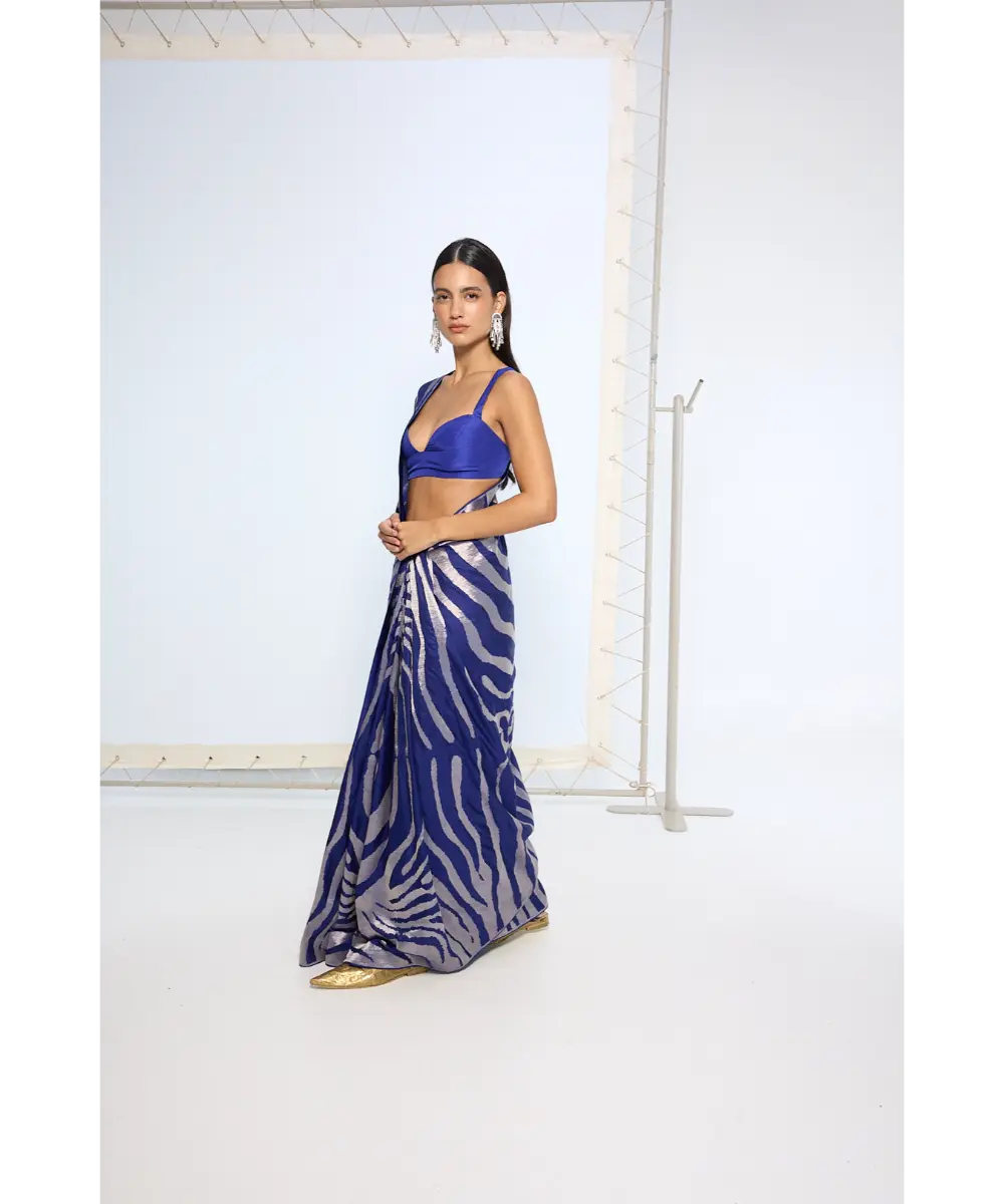 EKAYA BANARAS - Handwoven Dark Blue Silk Saree