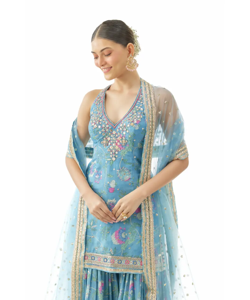 GOPI VAID - Dhvanika Halter Set