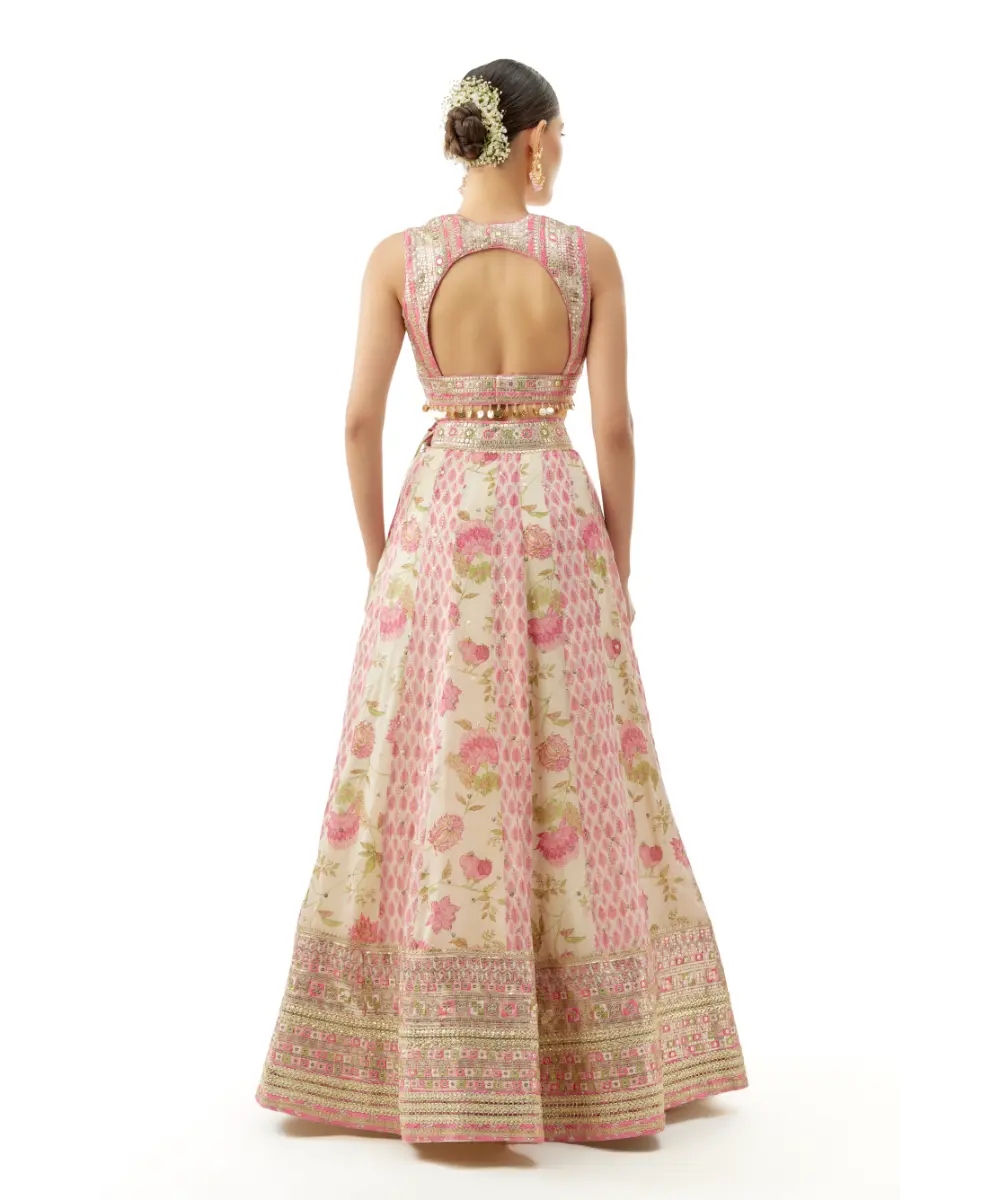 GOPI VAID - Devyani Lehenga set