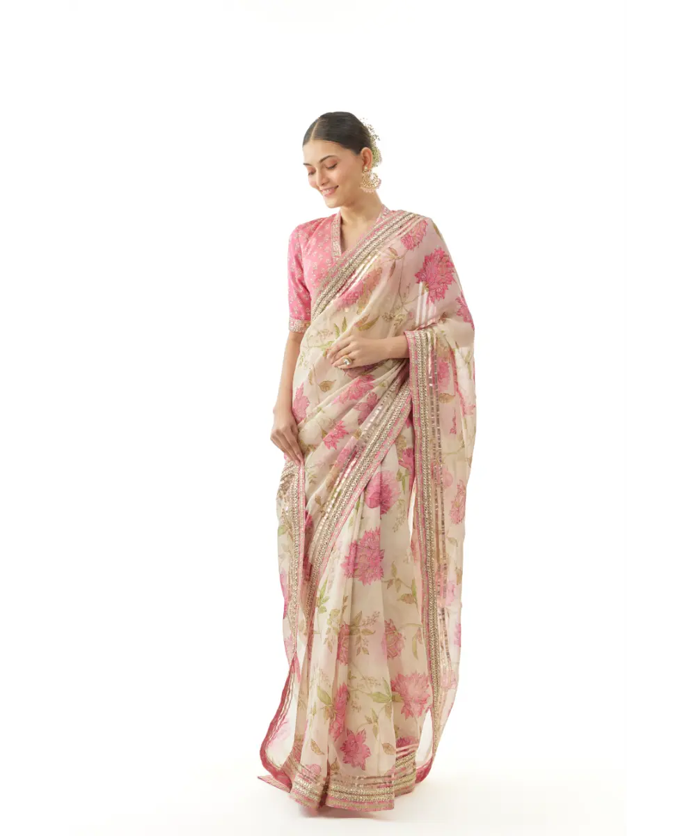 GOPI VAID - Aavika Saree set