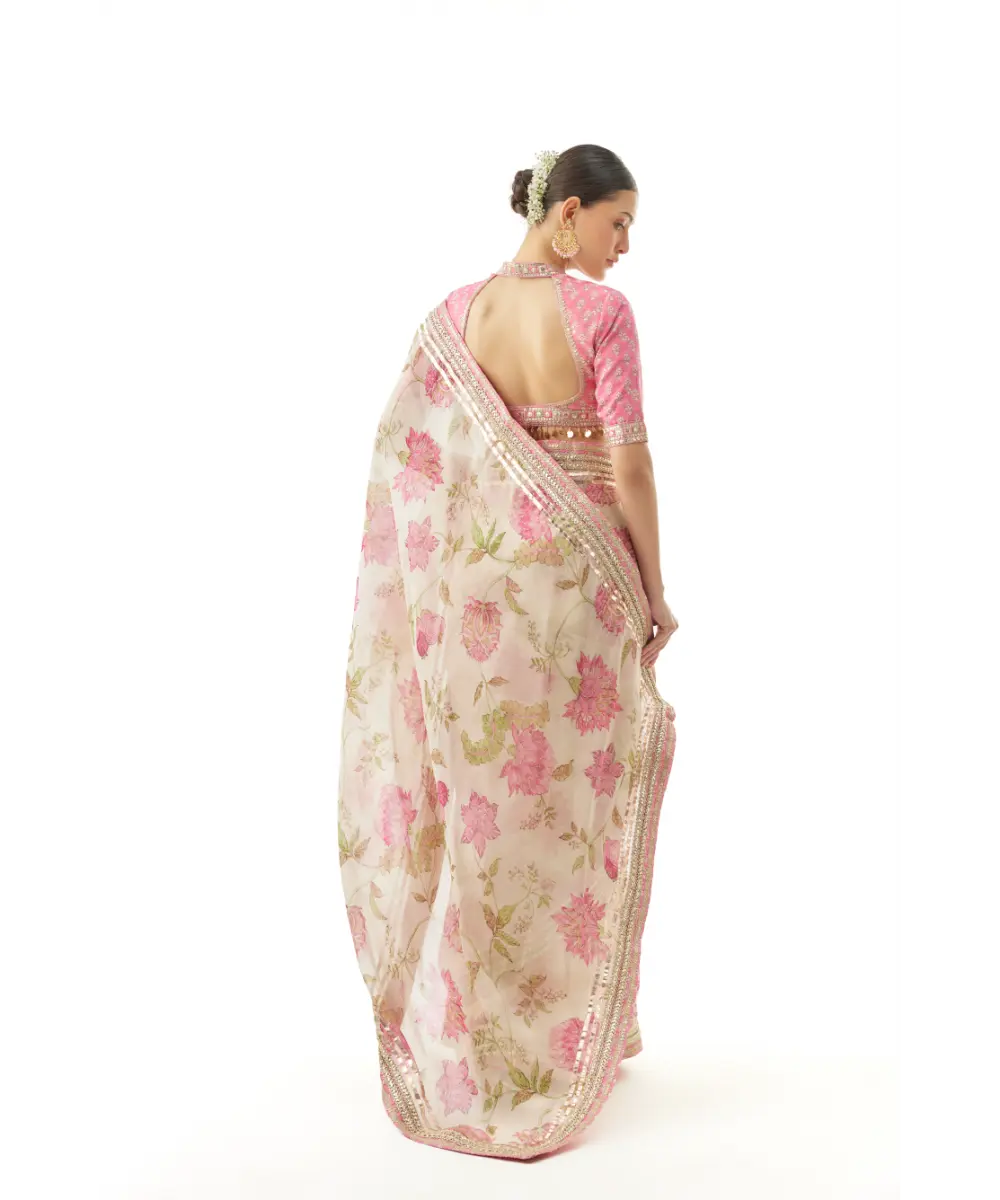 GOPI VAID - Aavika Saree set