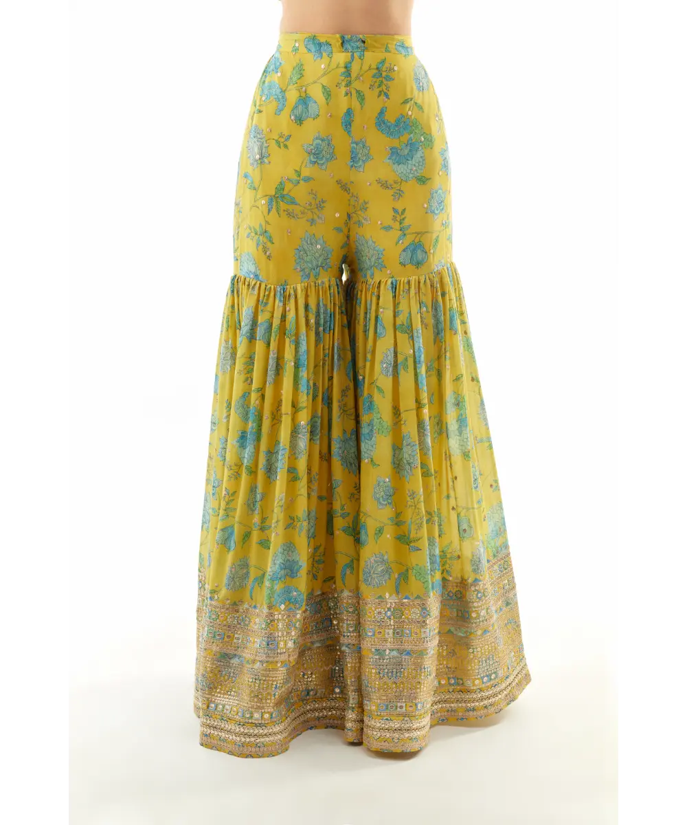 GOPI VAID - Dhvanika Halter Set