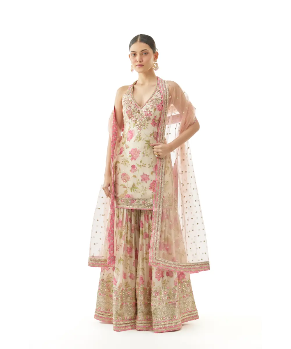 GOPI VAID - Dhvanika Halter Set